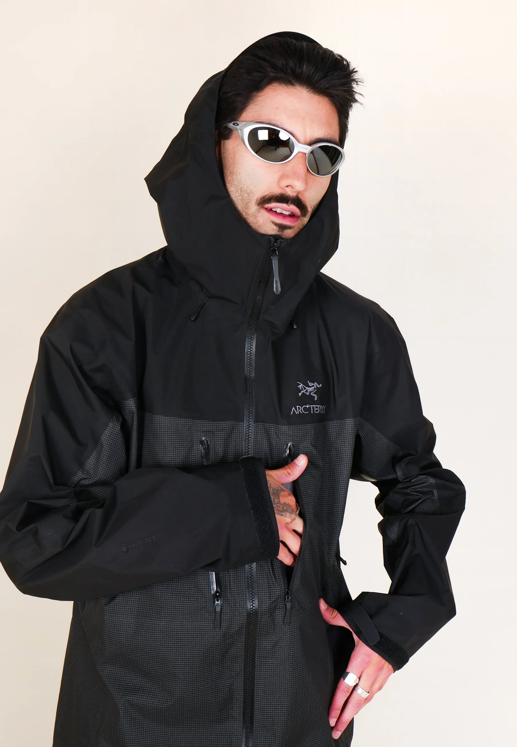 Alpha Jacket - Black