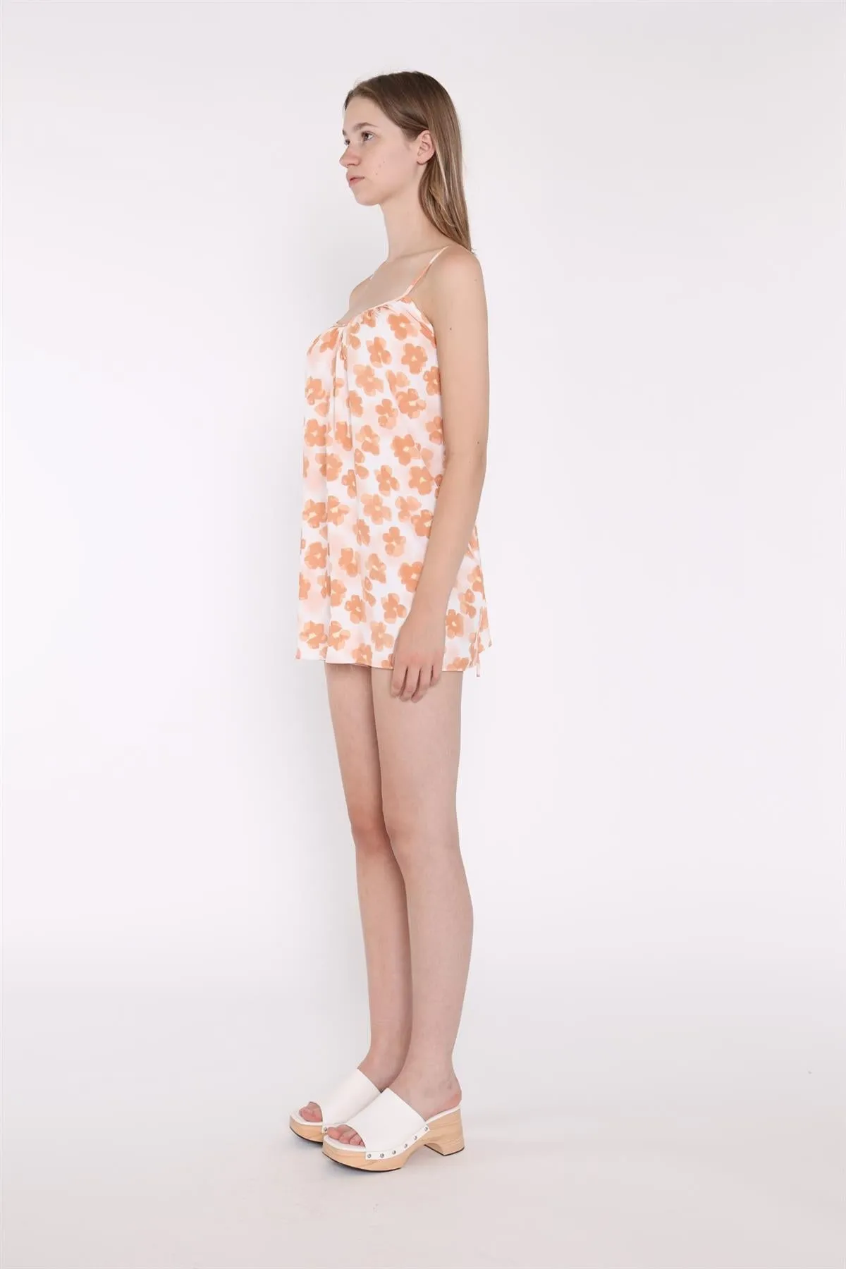 Apricot Blurred-Flower Strappy Loose-Fit-Playsuit