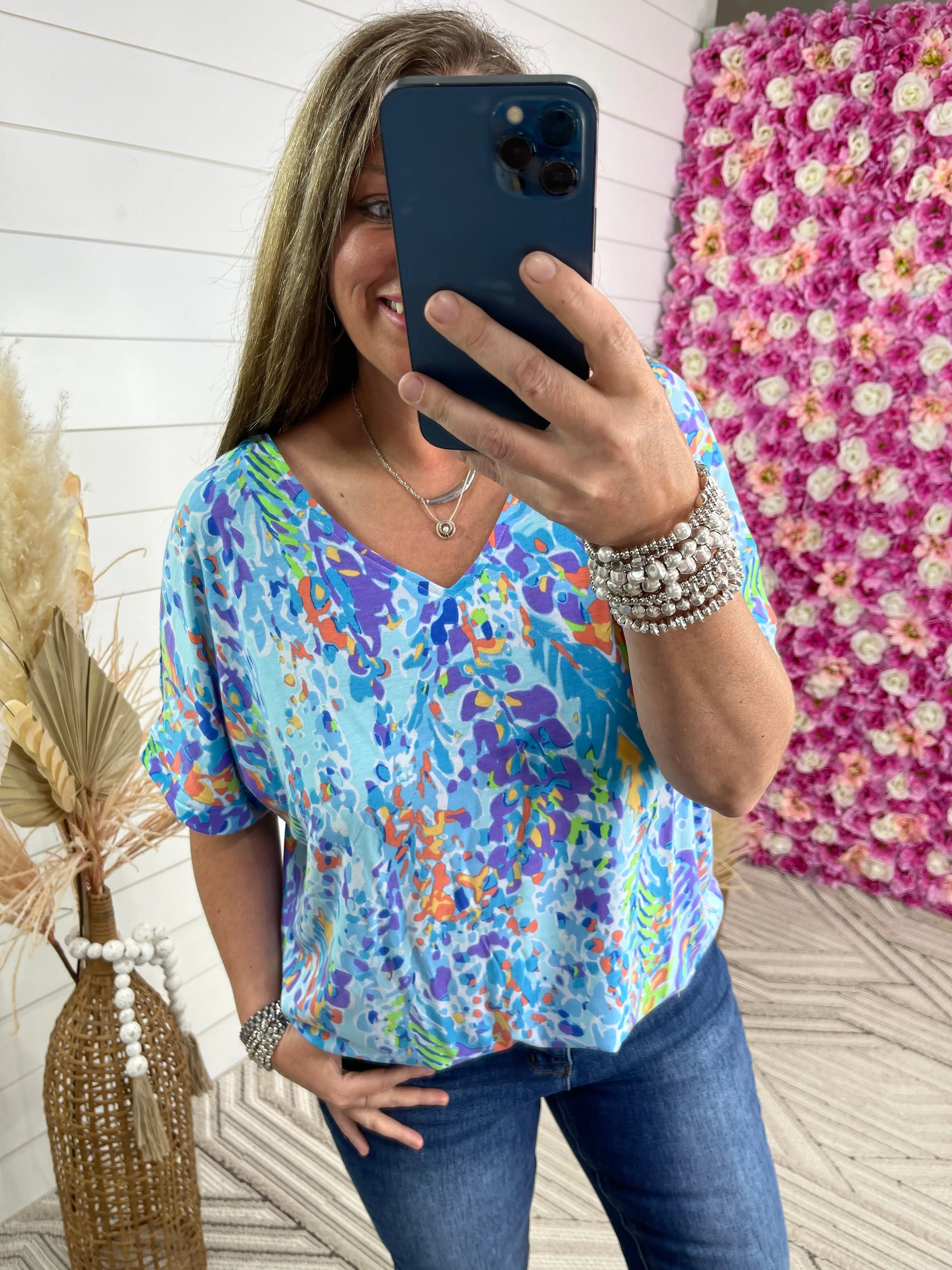 BLUE LOOSE FIT PAINTED FLORAL V NECK