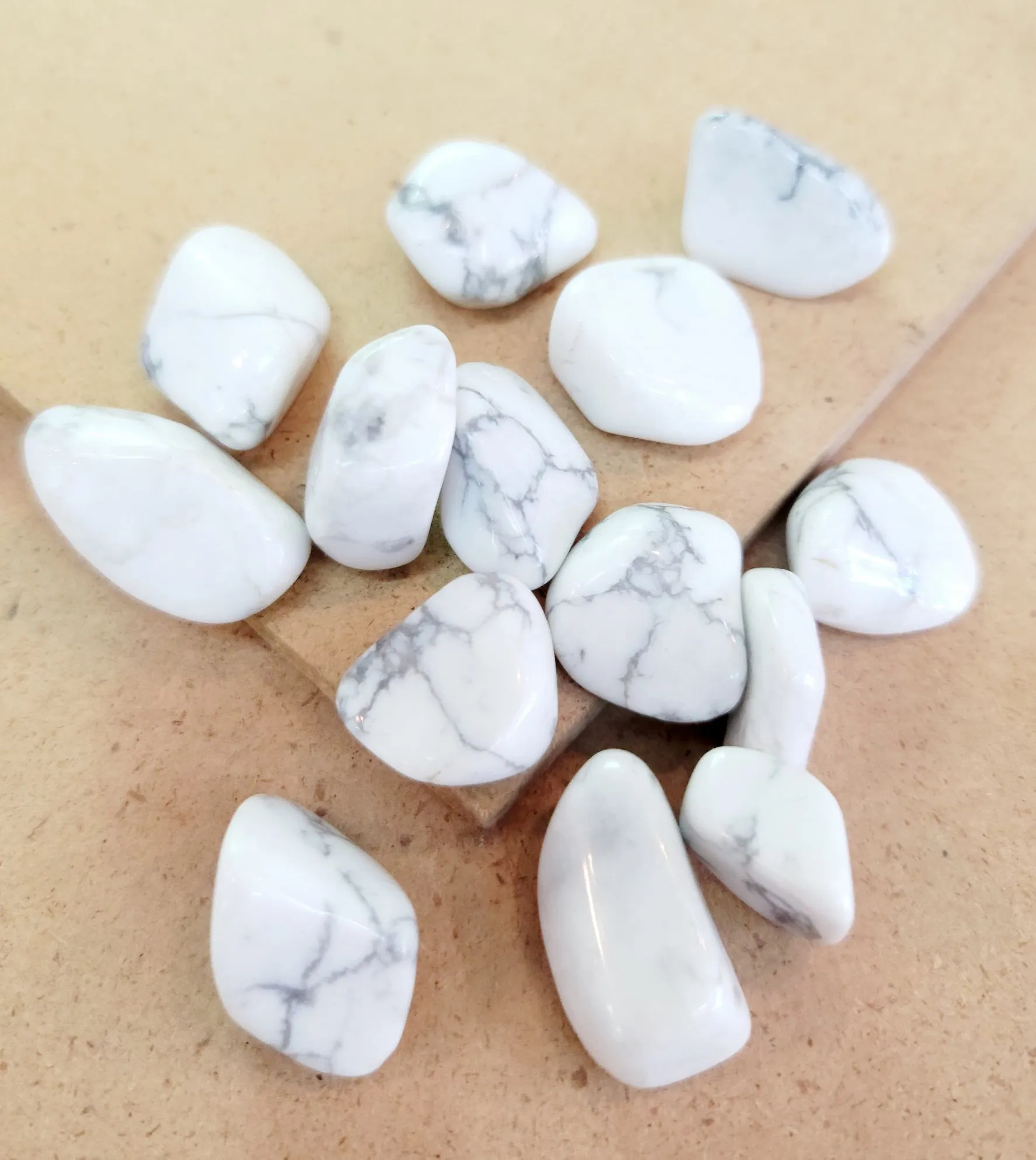 Howlite Loose Stone