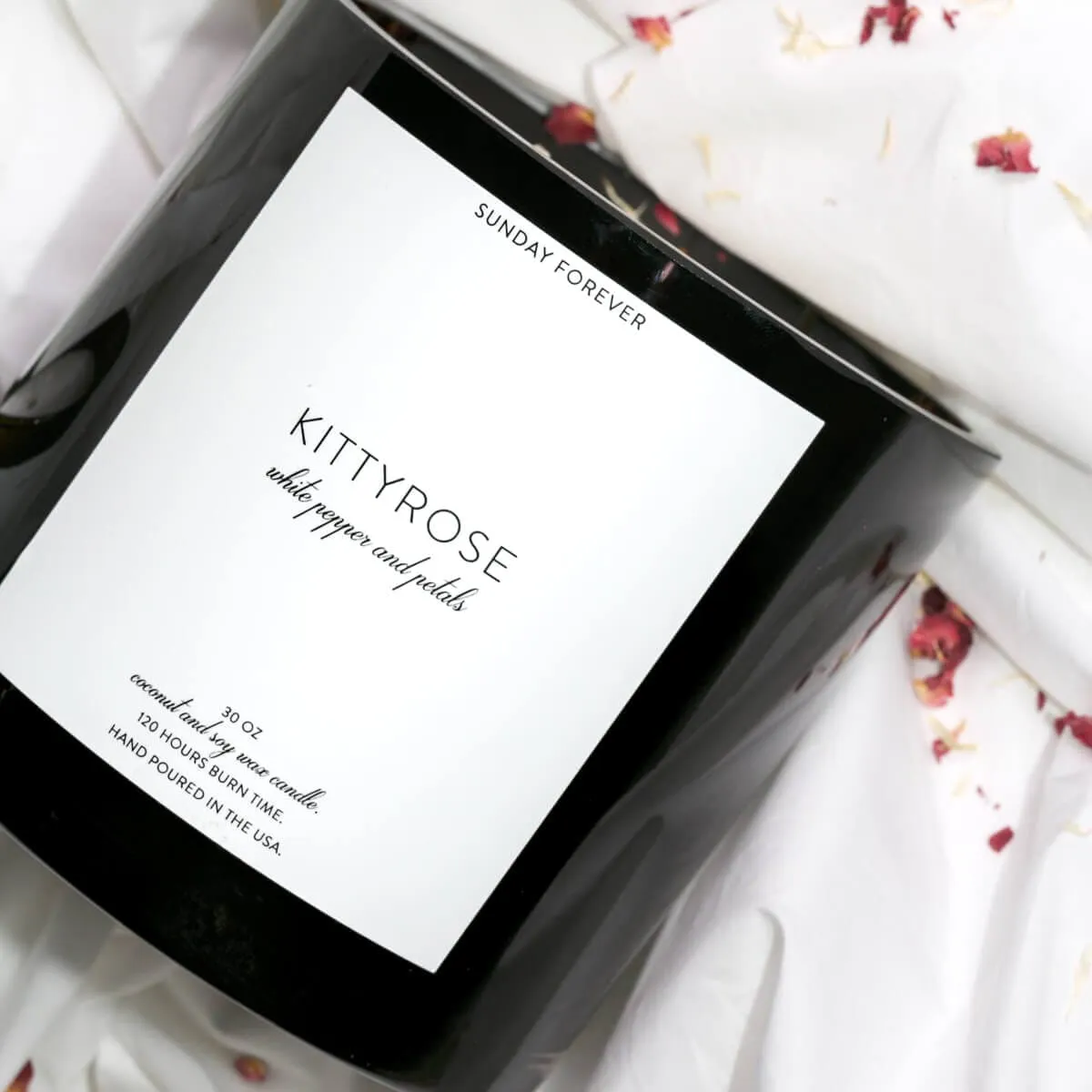 Kittyrose Luxury Candle with White Pepper and Rose