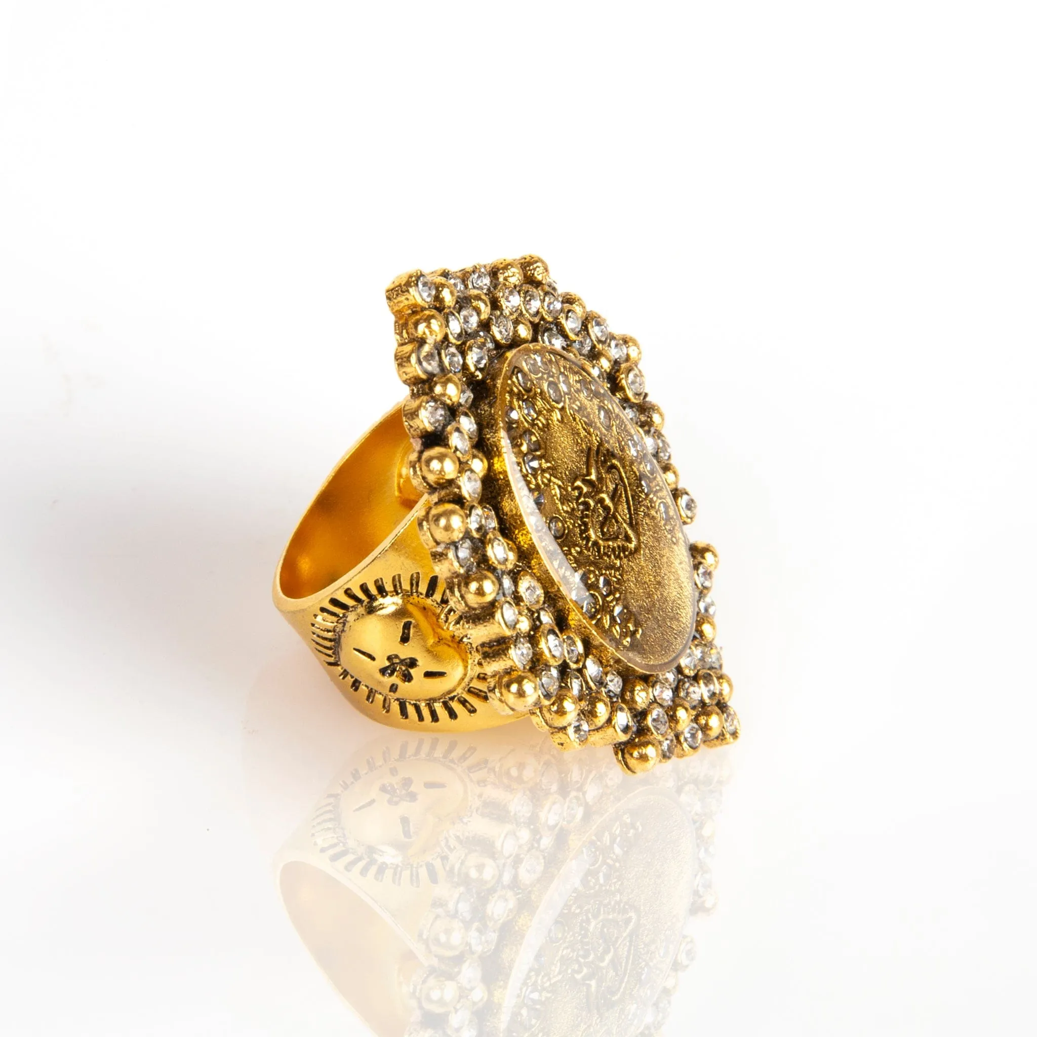 Queen of Hearts Luxury Ring