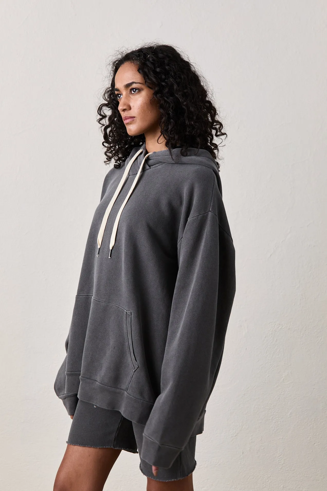 SIENNA OVERSIZED HOODY / FADED BLACK