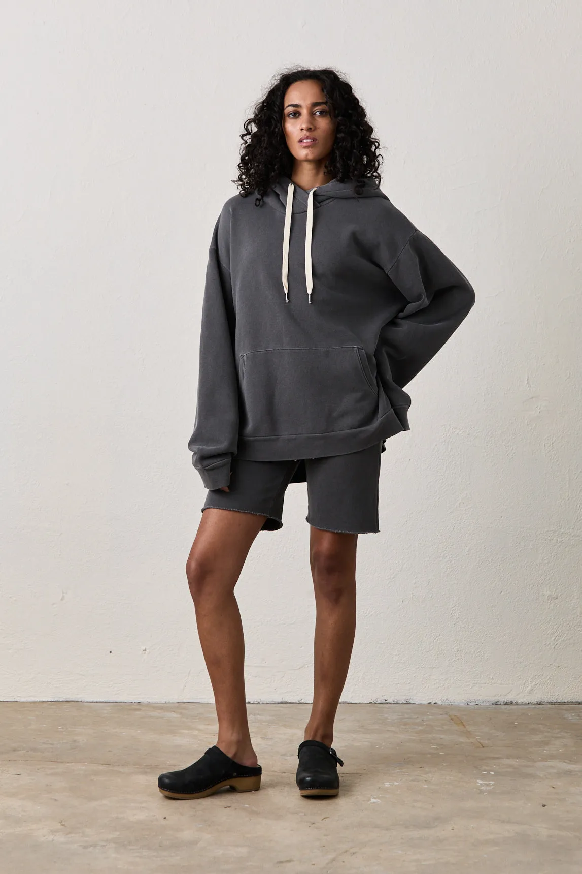 SIENNA OVERSIZED HOODY / FADED BLACK